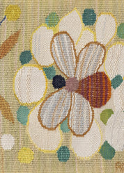 Bi i vit blomma Product vendor