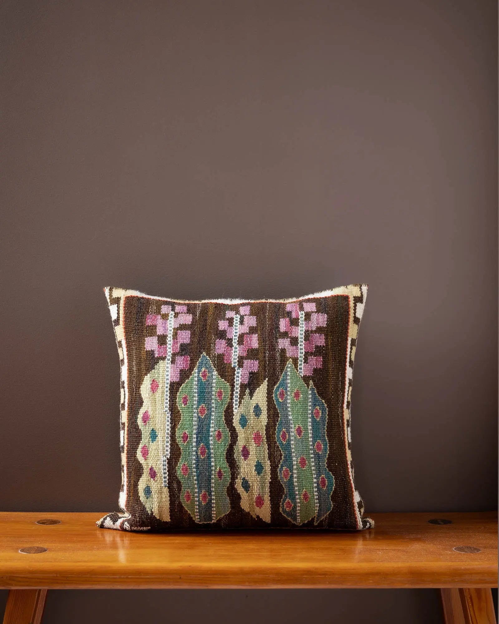Nattviol pillow 41 x 44 cm Product vendor