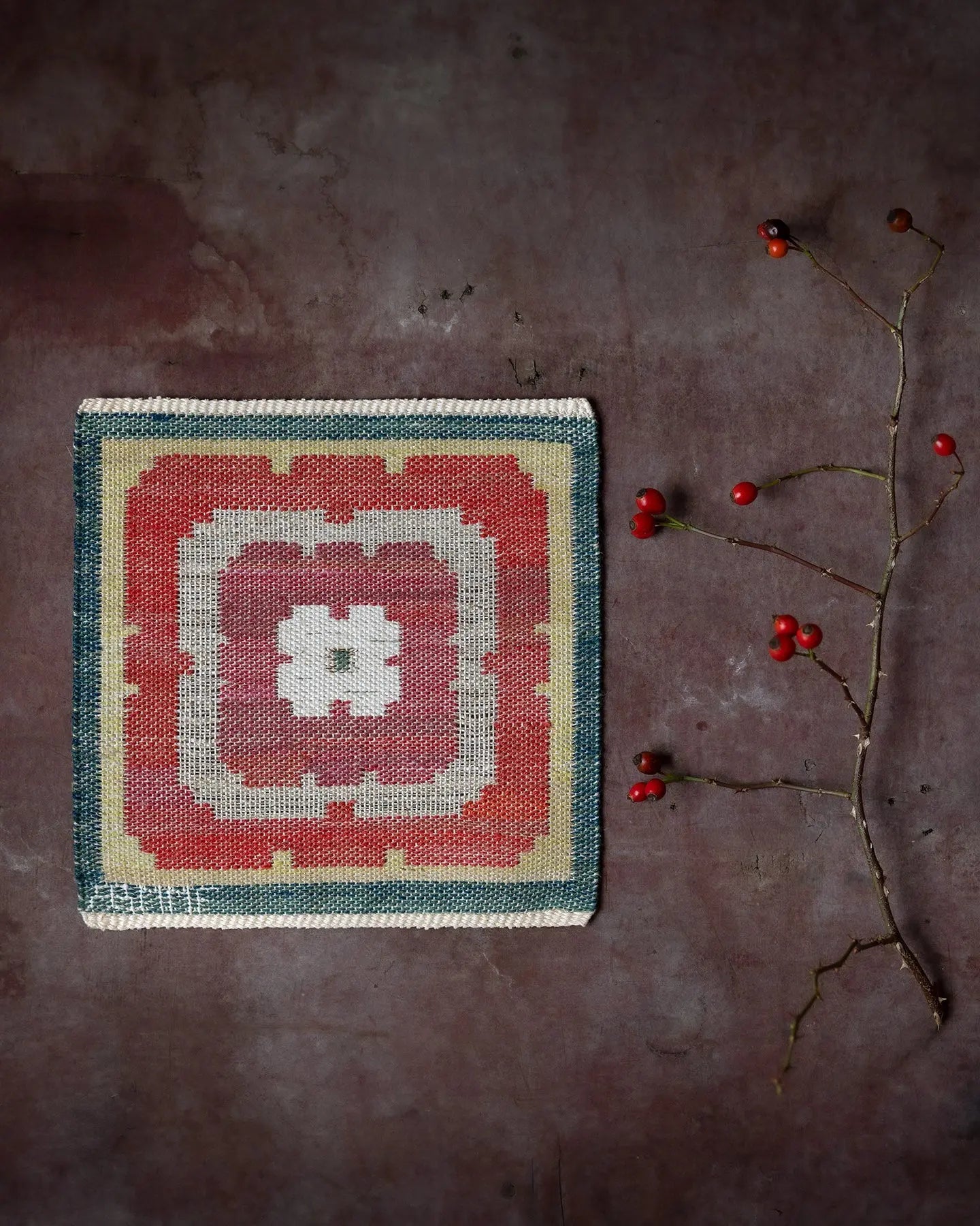 Båstadrosen 27 x 27 cm Product vendor