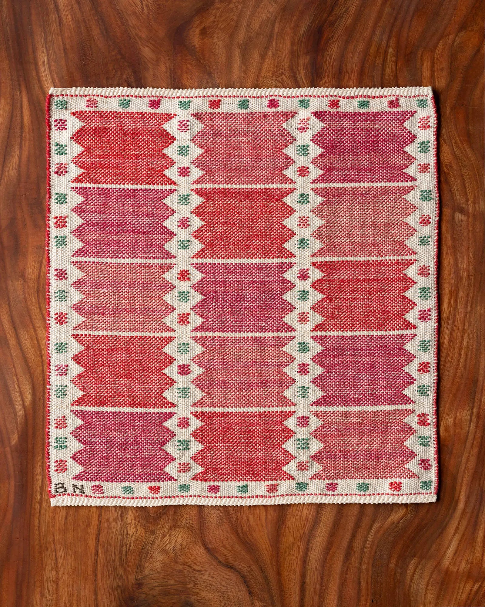 Bladen, röd 42 x 43 cm Product vendor