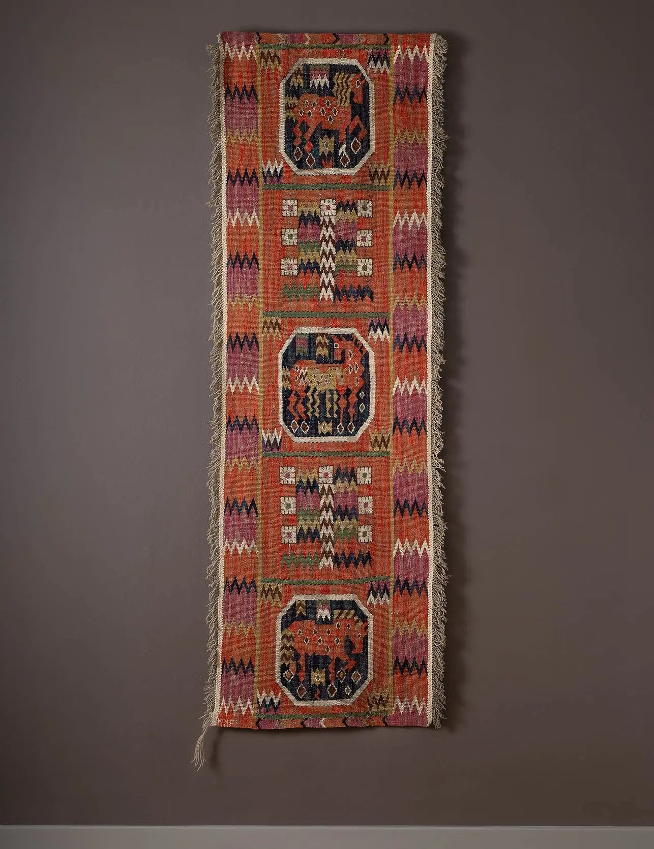 Röda hästarna 213 x 65 cm Product vendor