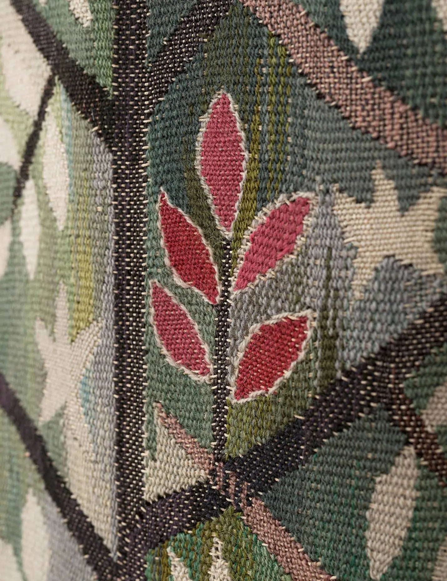 Storbladig kvist, grön med rött 210 x 60 cm Product vendor