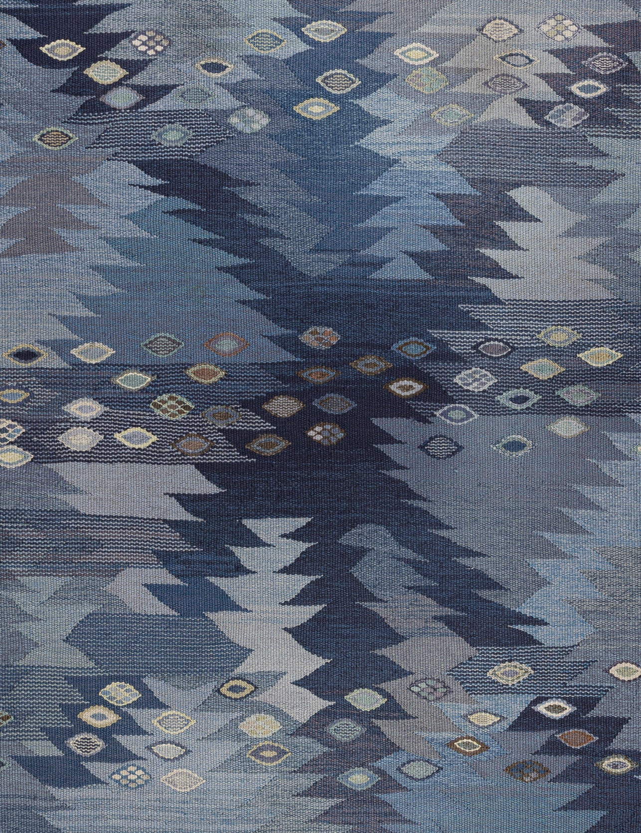 Tanga_mellanbla_V1977_200x240_2-4.jpg